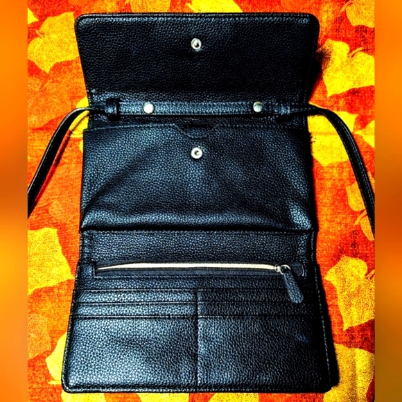 'DANA BUCHMAN' Black Clutch/Wallet with Removable Shoulder Strap - Picture 1 of 5